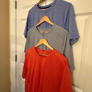 Lululemon Men’s Performance Short Sleeve T Shirt Bundle Discount - Size XL